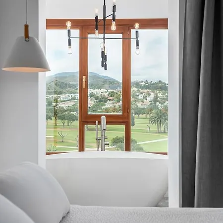Scandinavian 3 Bdrm Penthouse * Marbella